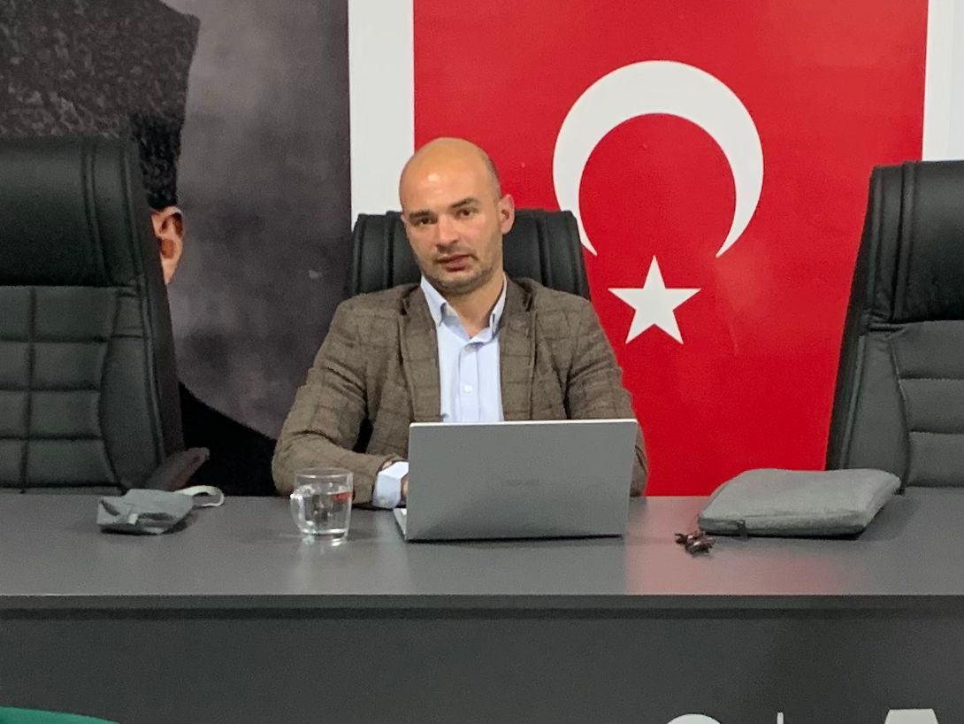 Anahtar Parti İzmir İl Başkanvekili İlhan Talha Kömüroğlu