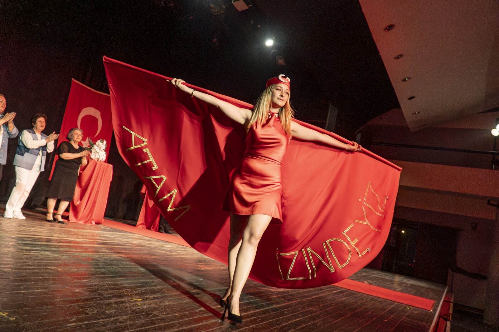 Bilge Çınarlar Sağlıklı Yaş Alma Merkezi