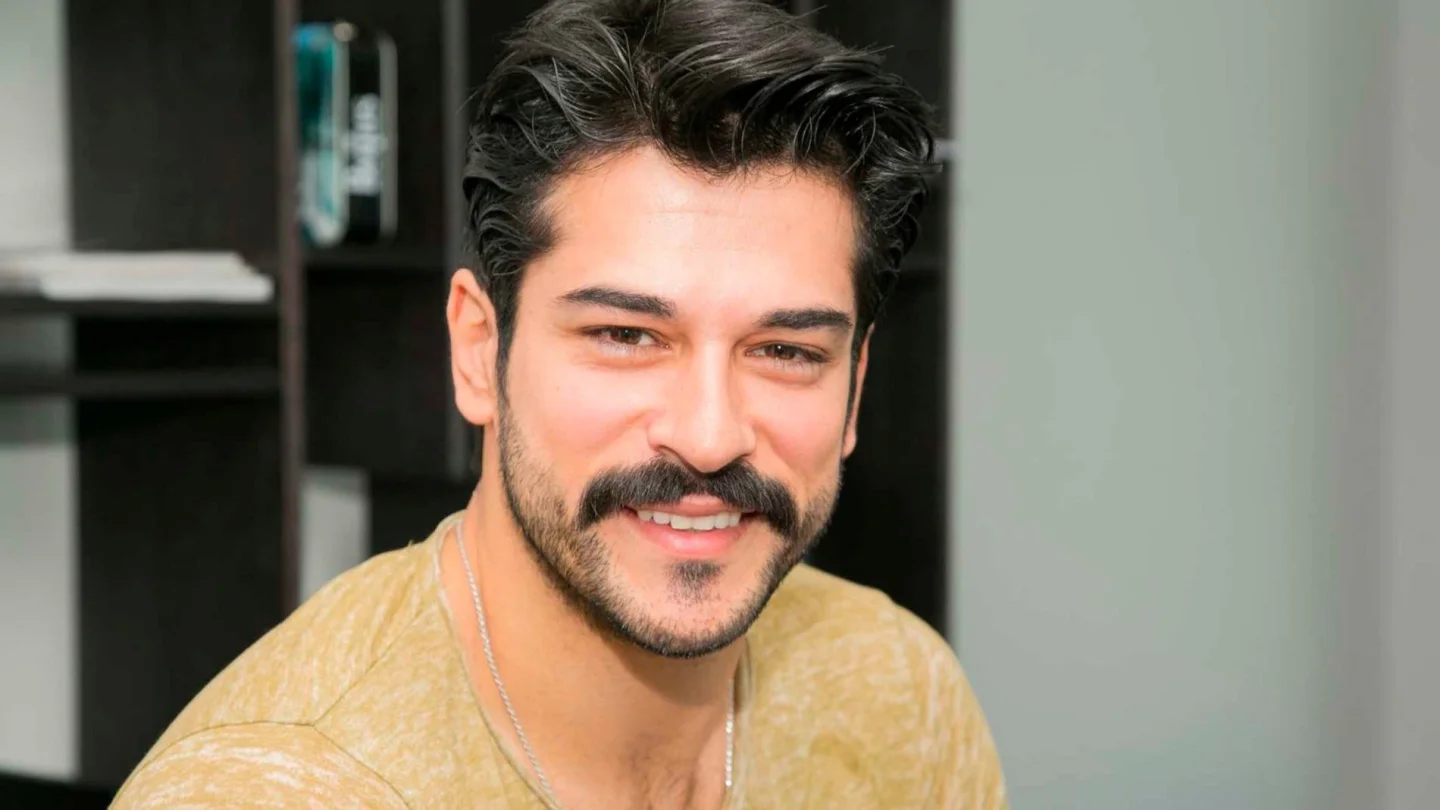 Burak Özçivit-1