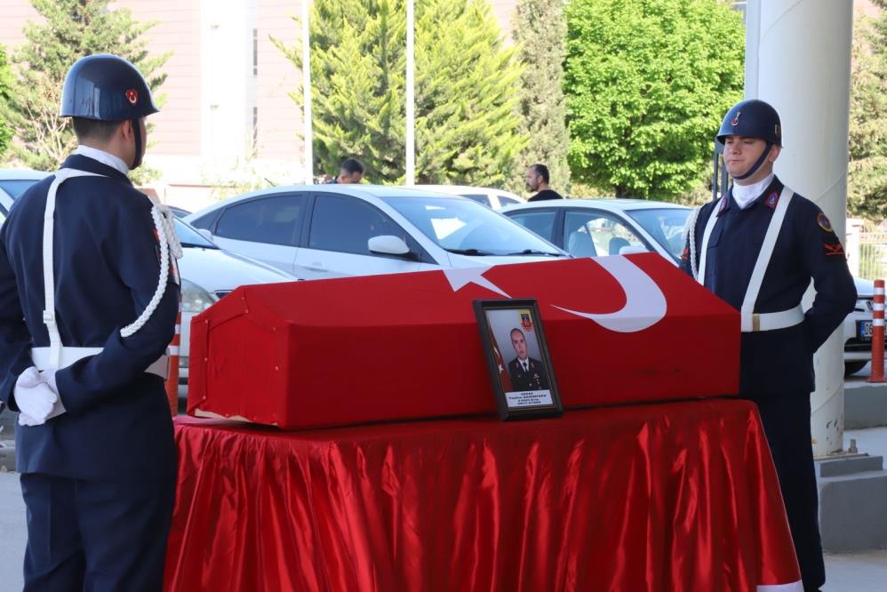 12 gün boyunca yoğun bakımda tedavi gördü