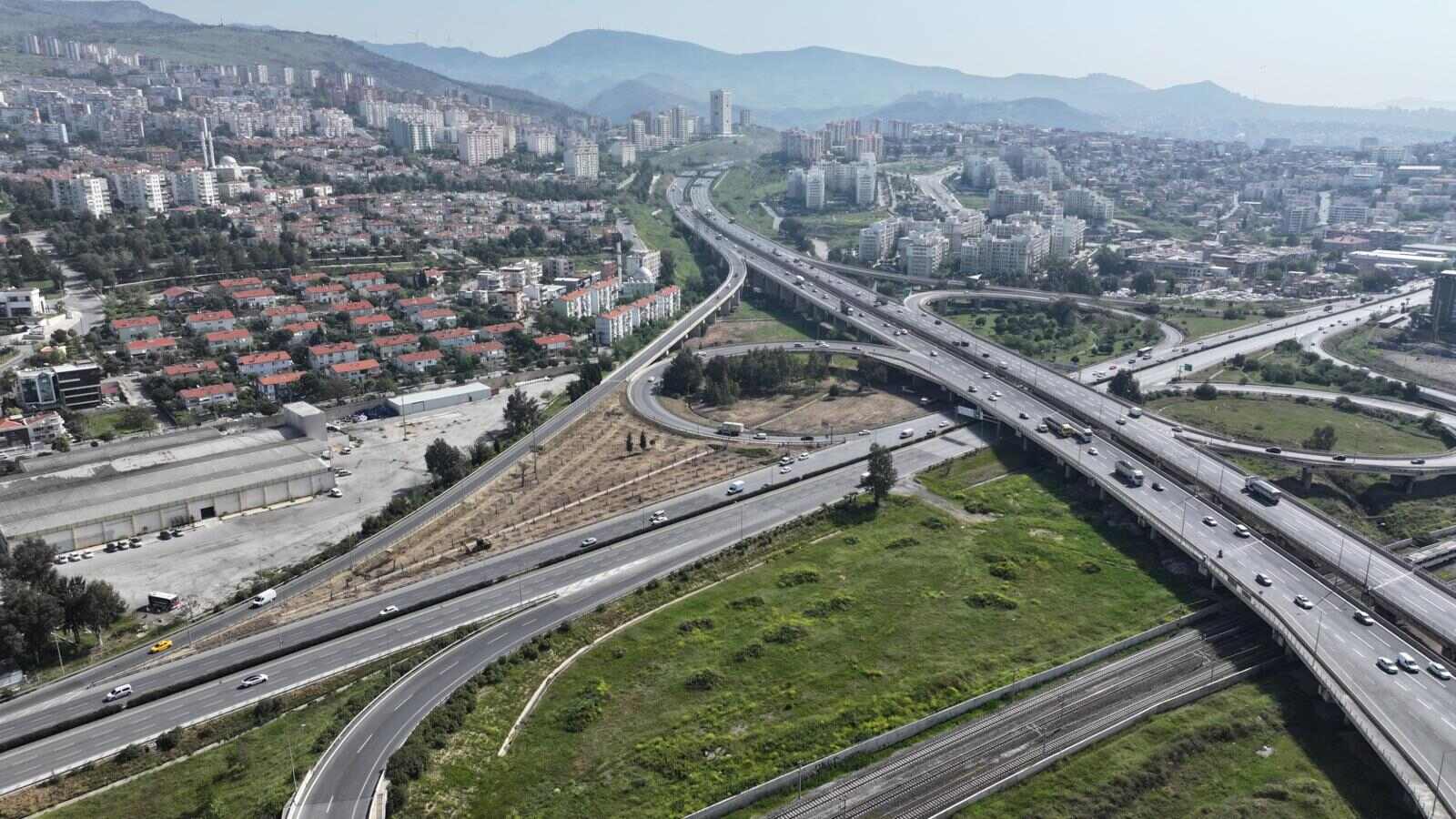 Çiğli Köprülü Kavşağı