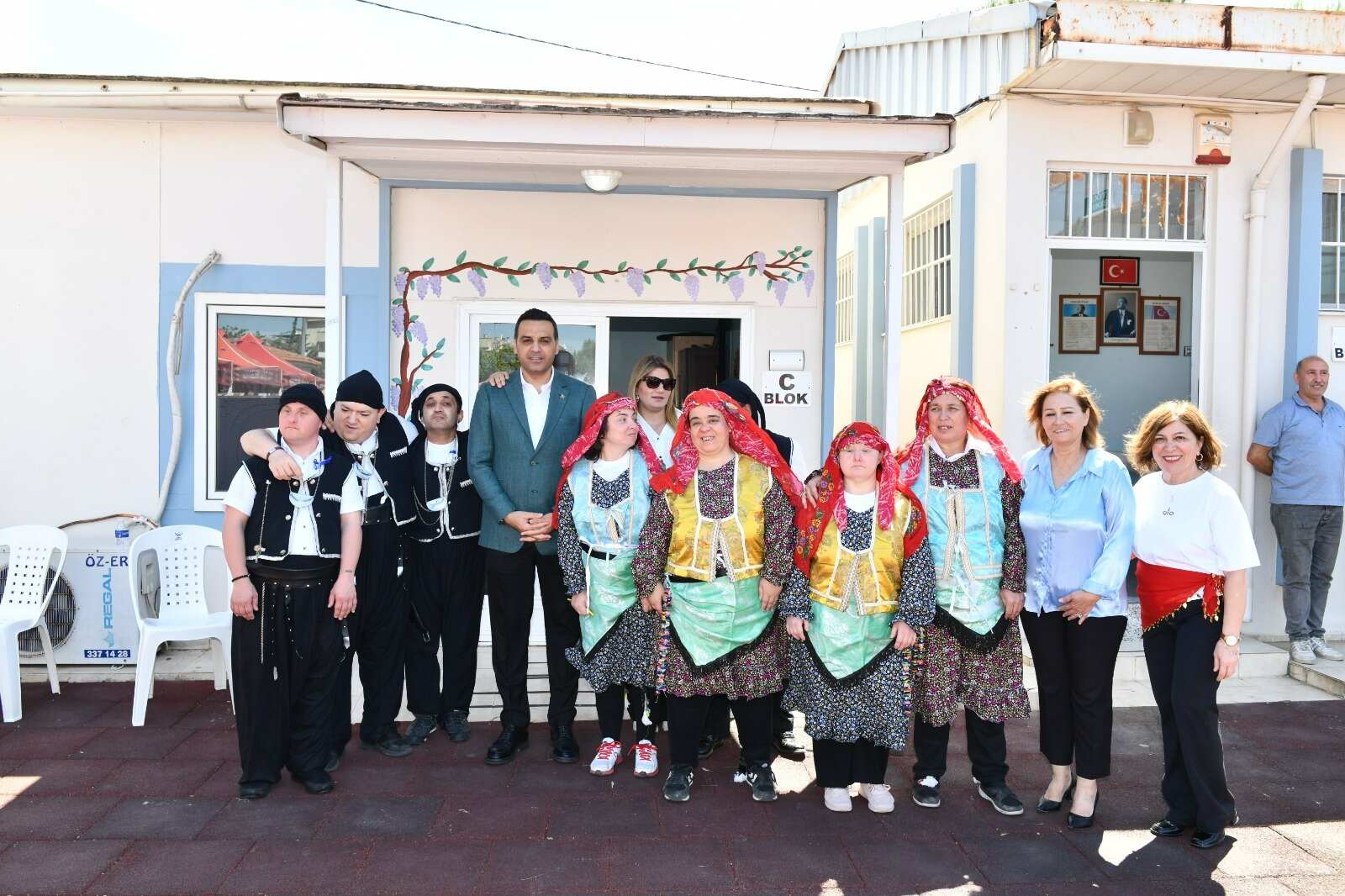 İzmir Çiğli’de kalplere dokunan notalar: Özel bireylerden duygusal gösteri-2