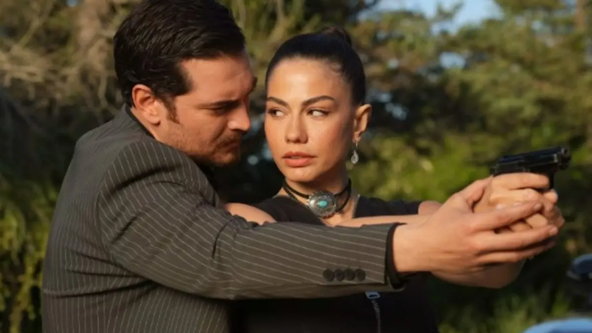 Sahnede büyüleyici performans