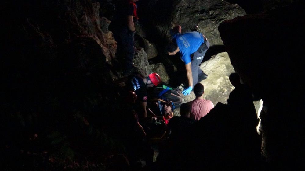 Olay yerinde hayatını kaybetti