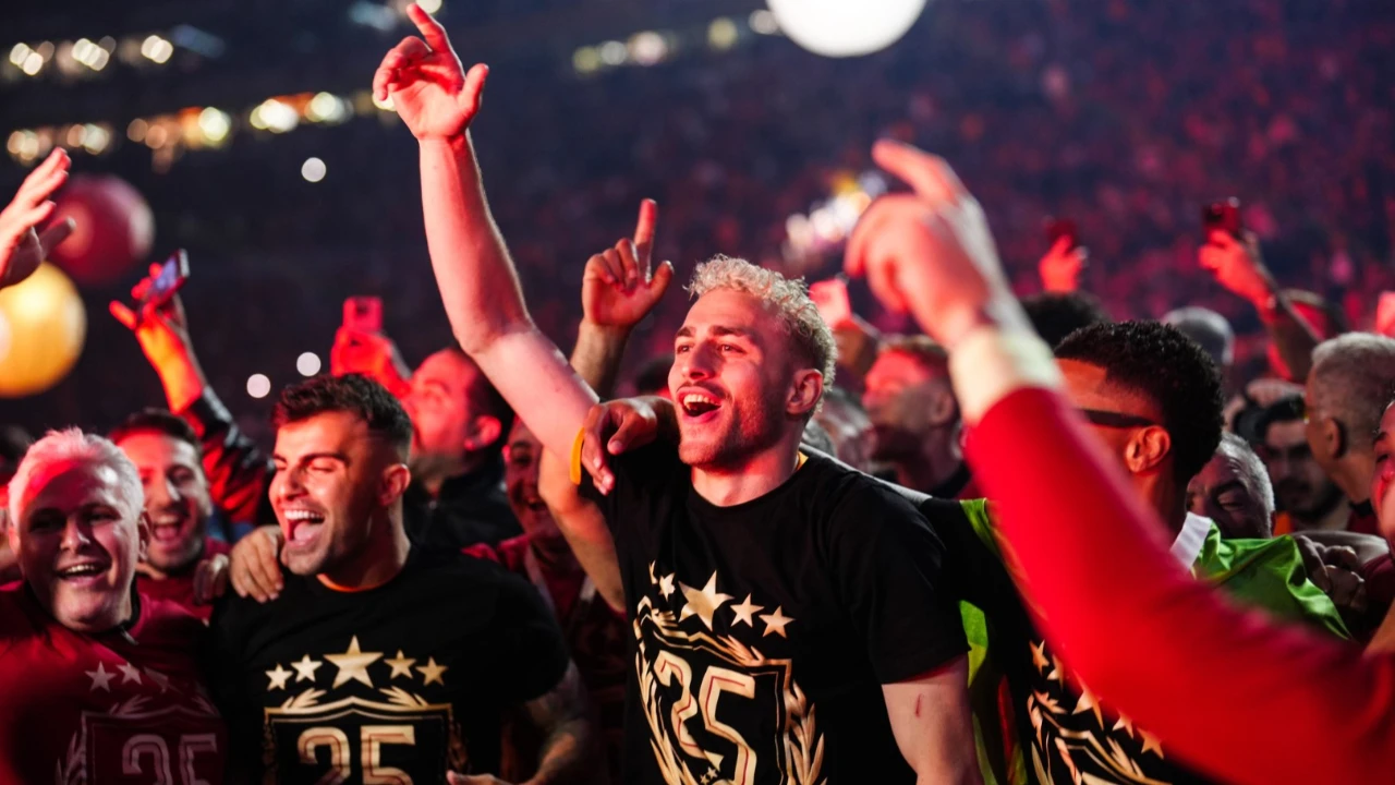 Yağmur altında kutlama