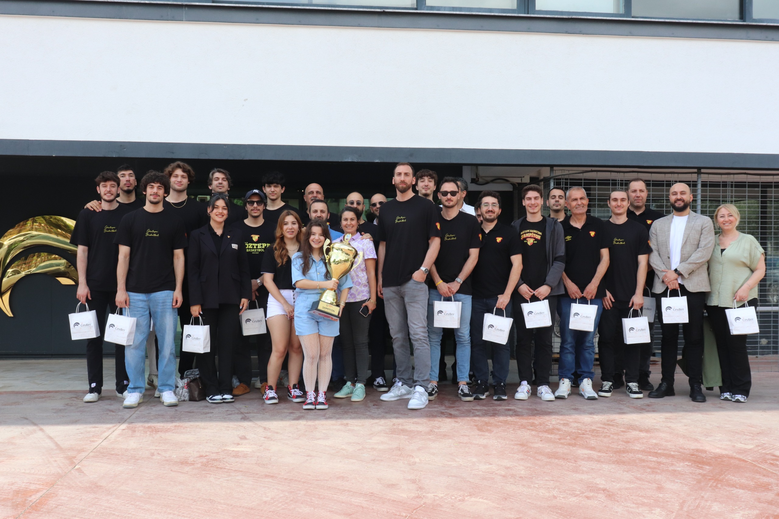 Göztepe heyetinden teşekkür