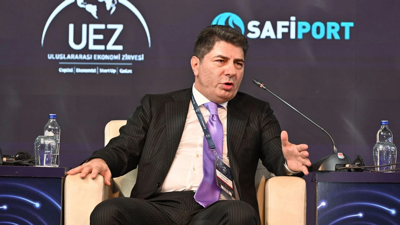 Hakan Safi Kimdir