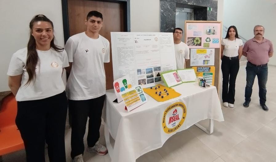 Zeynep Başdaş, öğrencileri ve öğretmenleri tebrik etti2