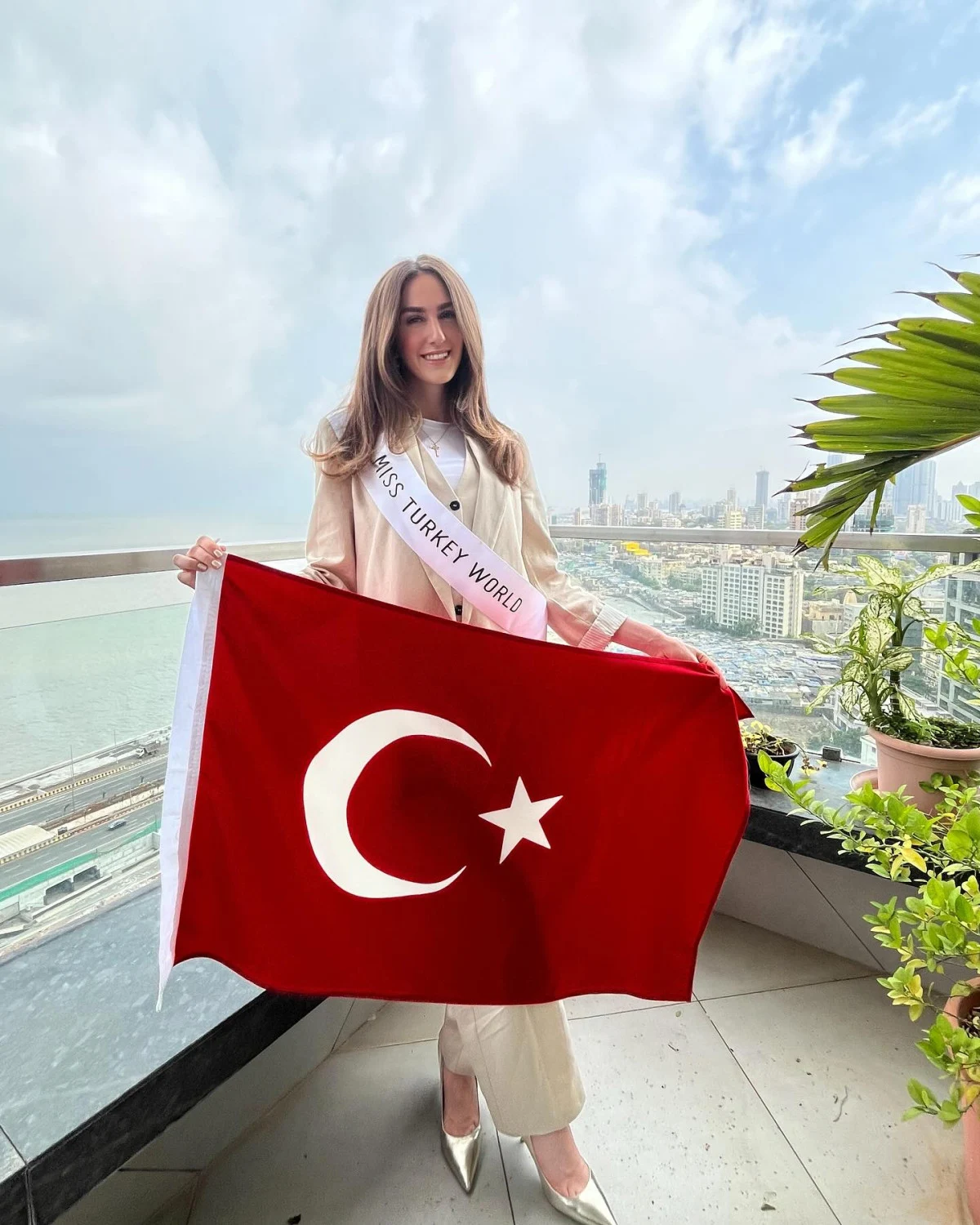 Idil Bilgen Hindistan