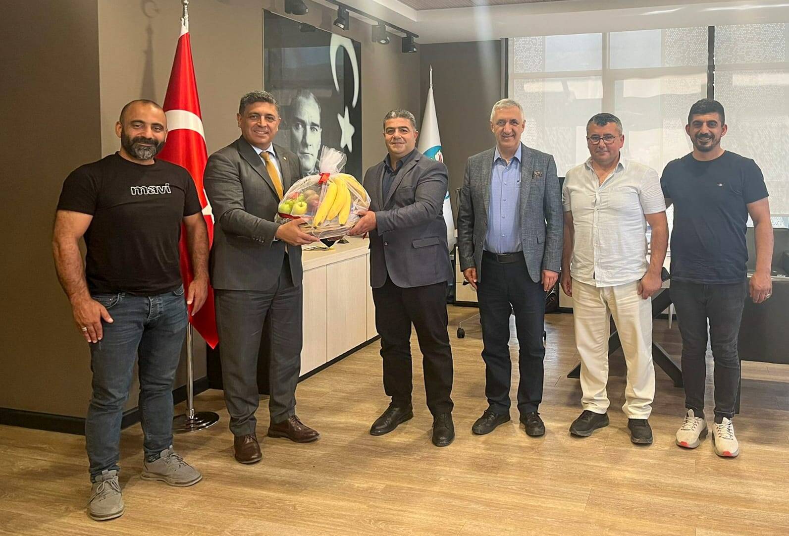 Manisa’da ortak akıl masası: Sivil toplumla yüz yüze diyalog-2