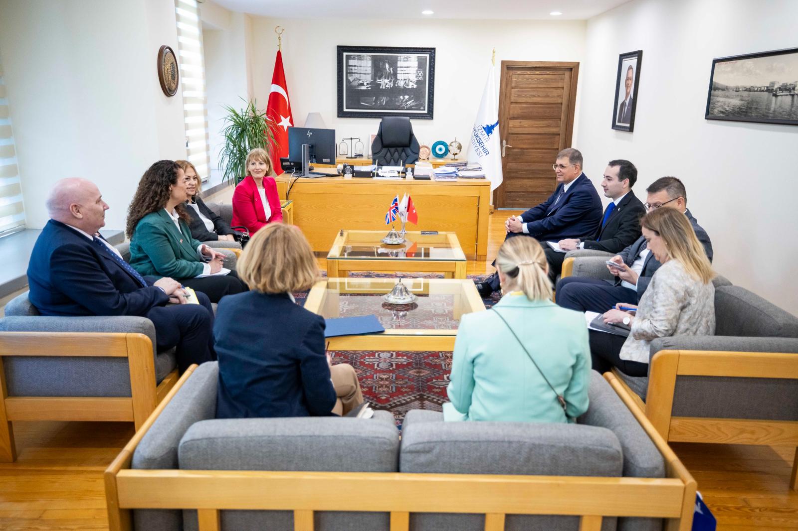 İngiltere Ankara Büyükelçisi