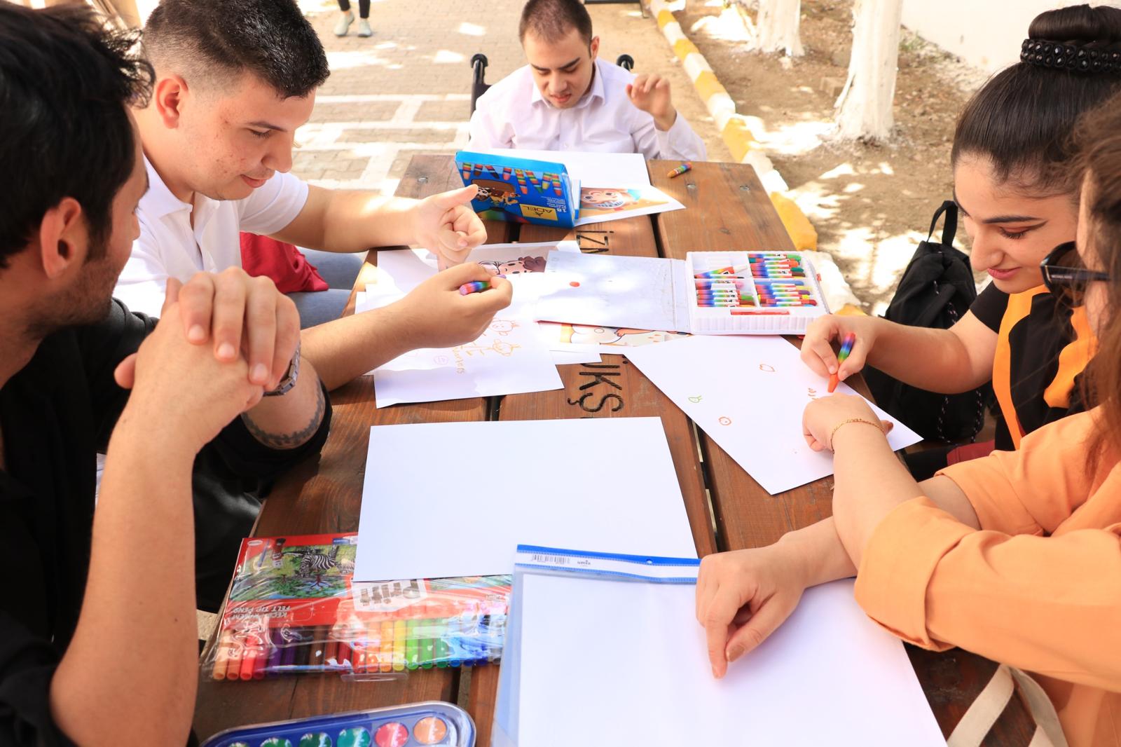 İzmir Büyükşehir Belediyesi Park ve Bahçeler Dairesi