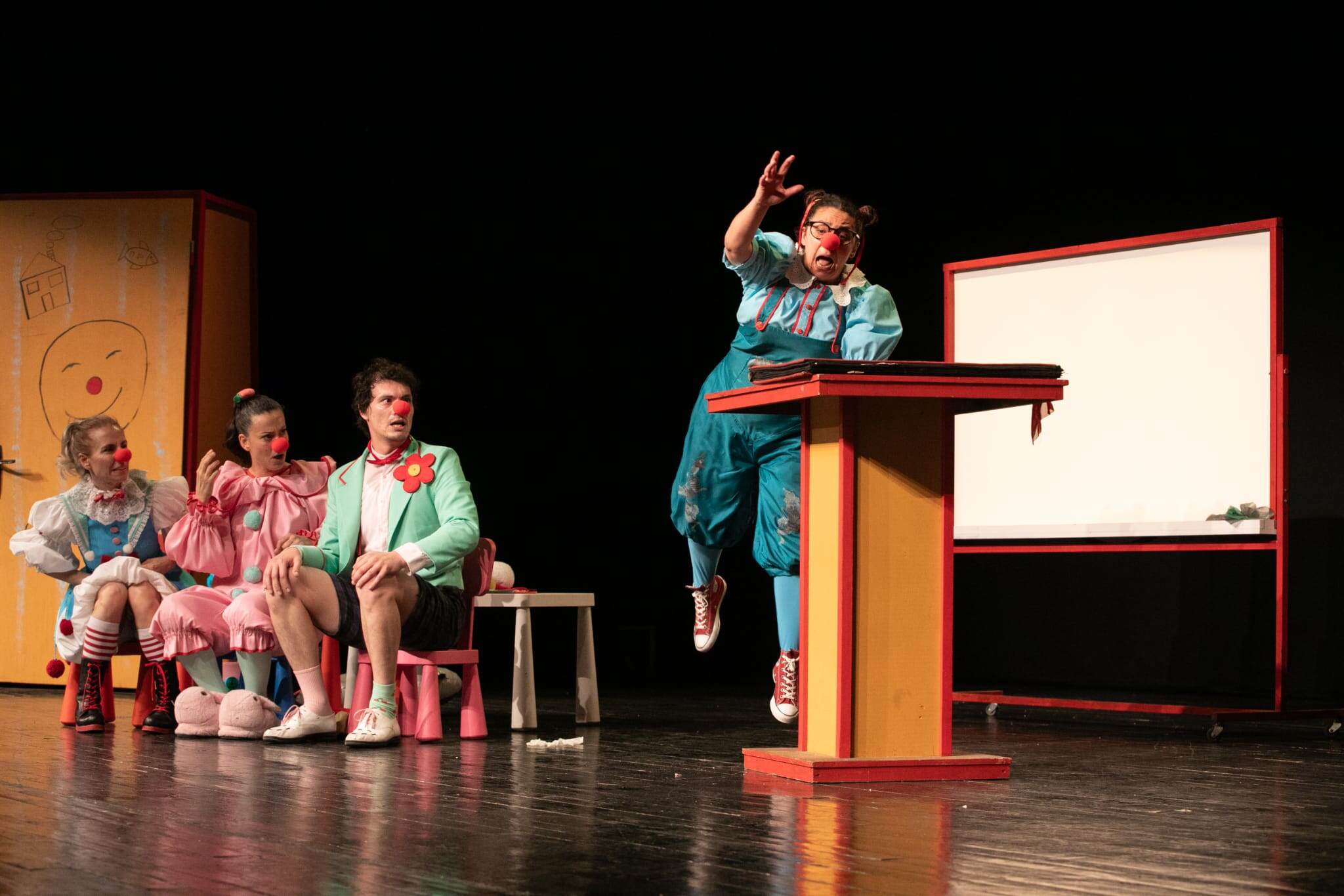 İzmir Büyükşehir Belediyesi Şehir Tiyatroları