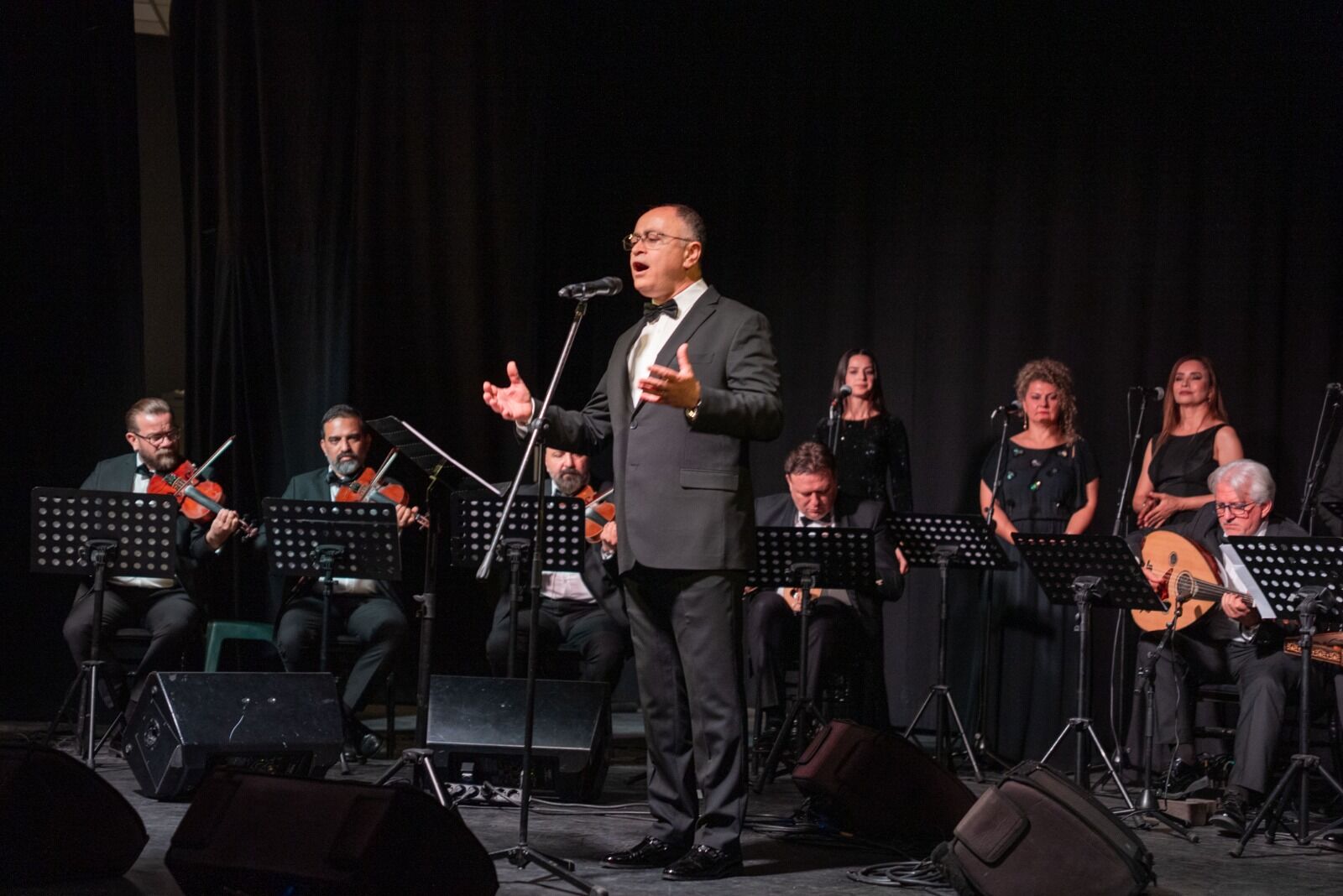 İzmir Devlet Klasik Türk Müziği Korosu