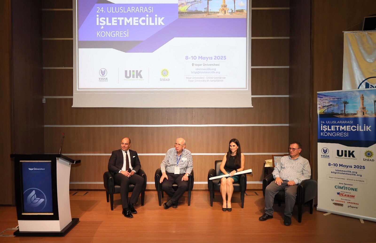 İzmir İktisat Kongre Merkezi