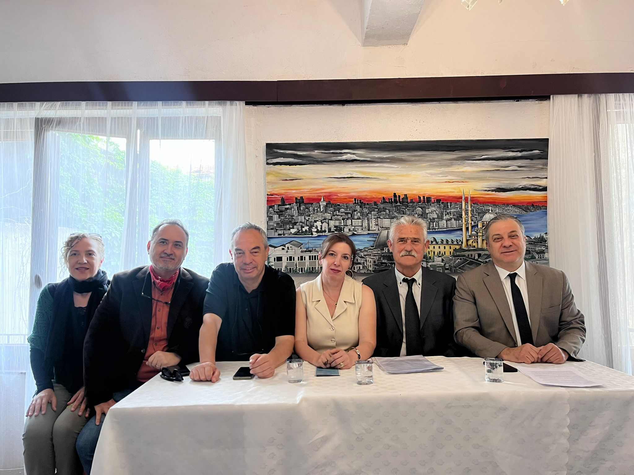 İzmir Kemeraltı Esnaf Derneği