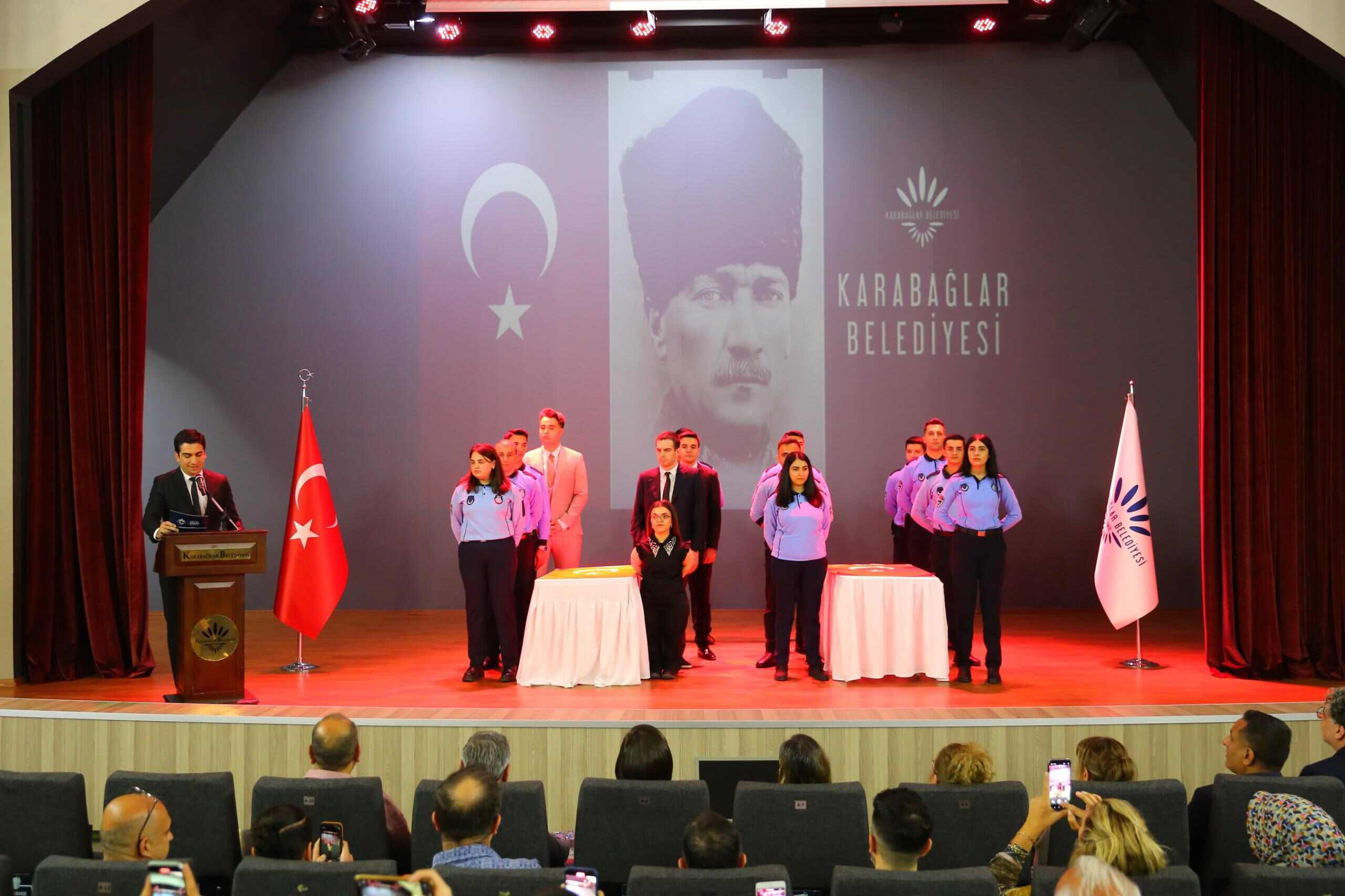 Karabağlar Belediyesi Ana Hizmet Binası