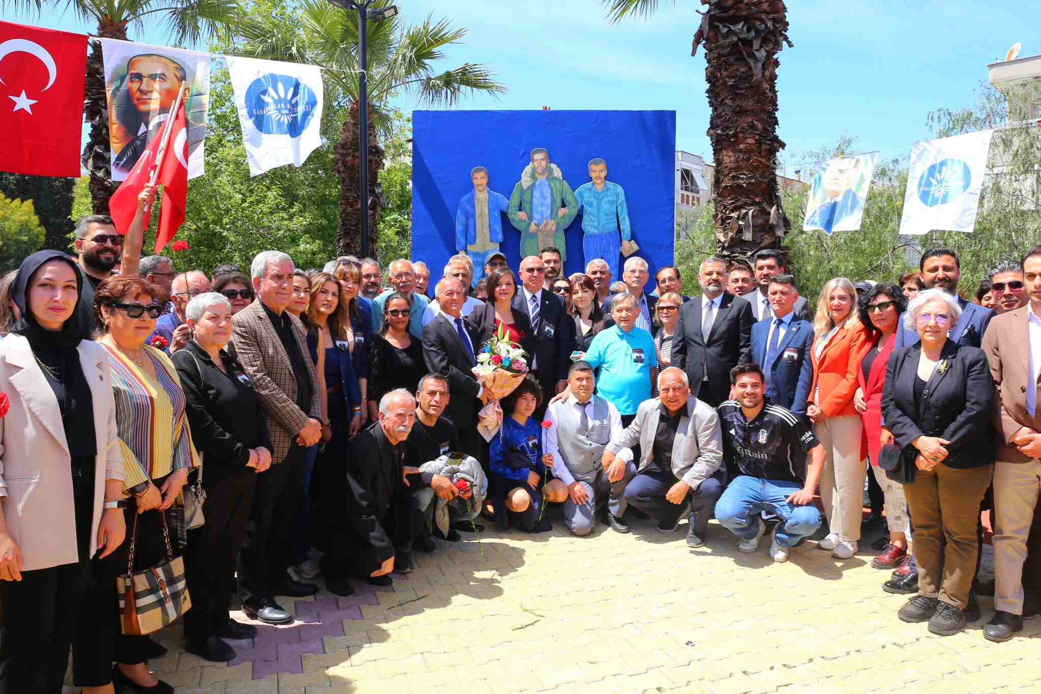 Karabağlar Üç Fidan Anıtı