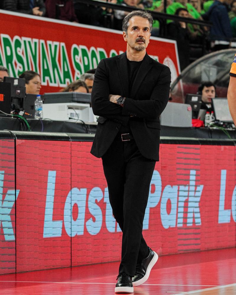 Karşıyaka Basketbol 12