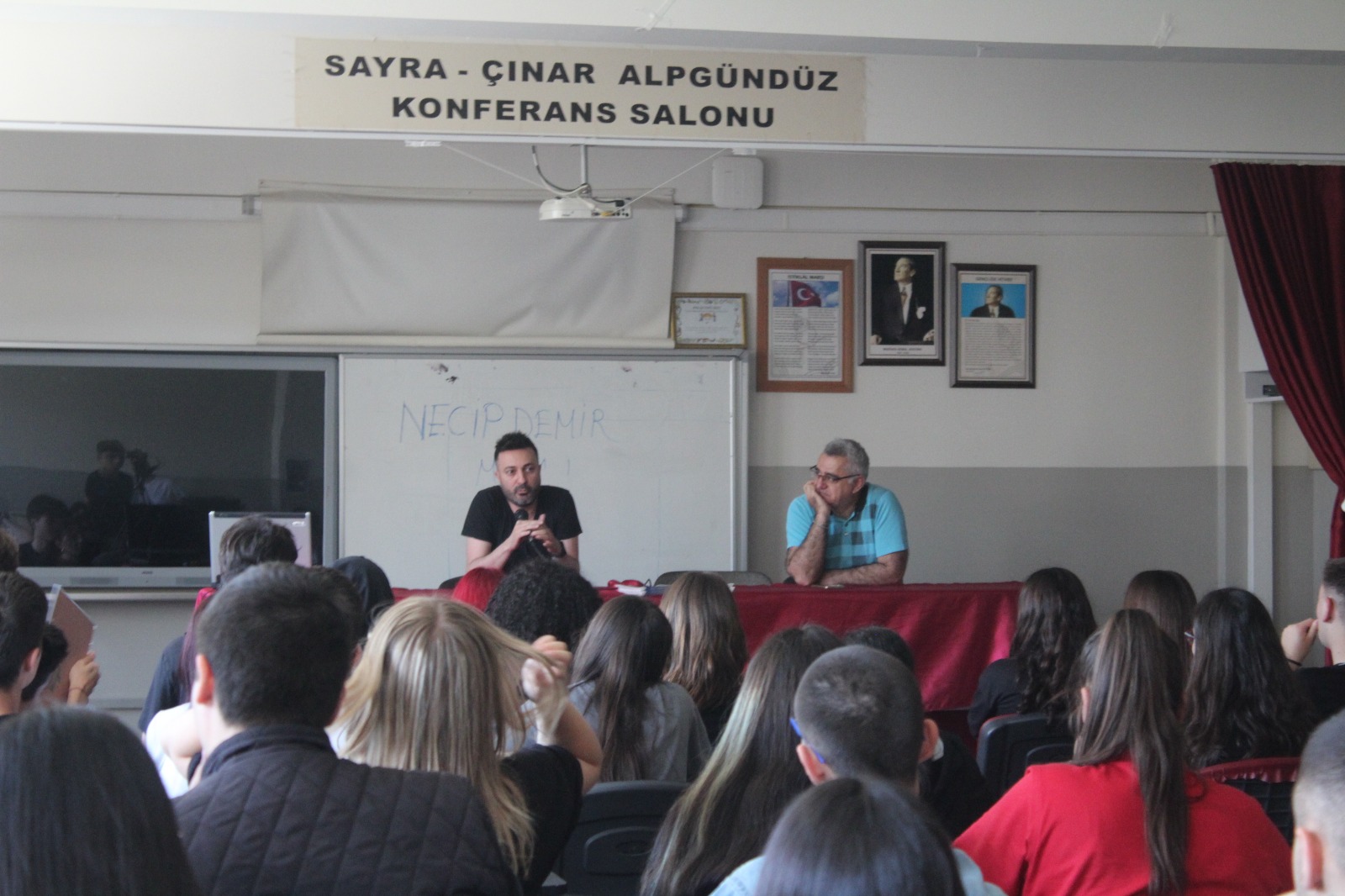 Karşıyaka Necip Demir Ticaret Mesleki Ve Teknik Anadolu Lisesi 2