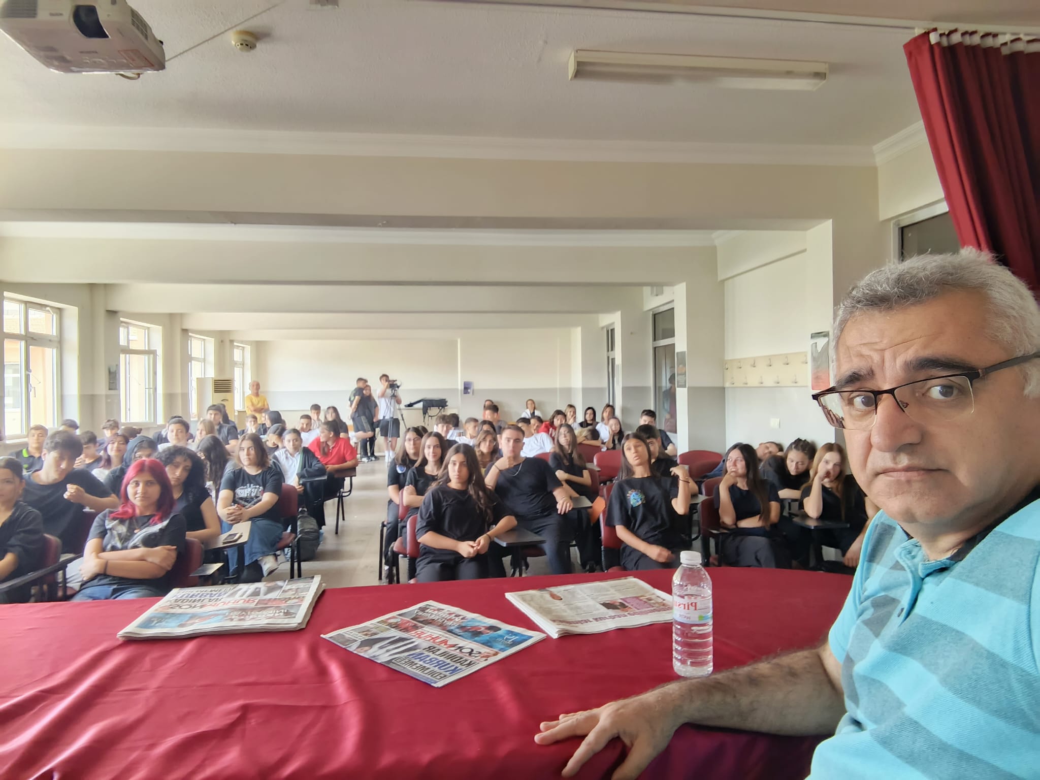 Karşıyaka Necip Demir Ticaret Mesleki Ve Teknik Anadolu Lisesi 3