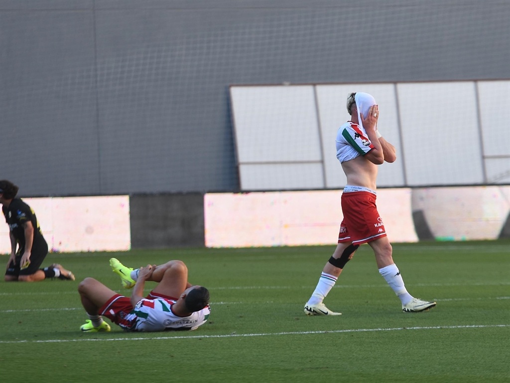 Karşıyaka'da Taraftar Futbolcuge