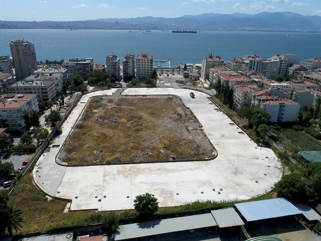 Karşıyakanınstat Isyanı (1)