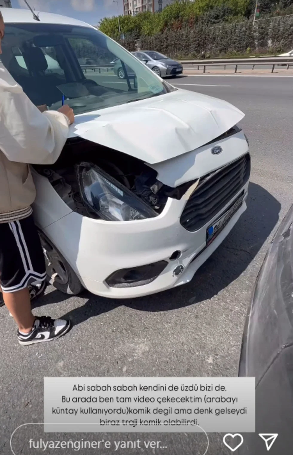 “Sabah sabah kendini de üzdü bizi de”