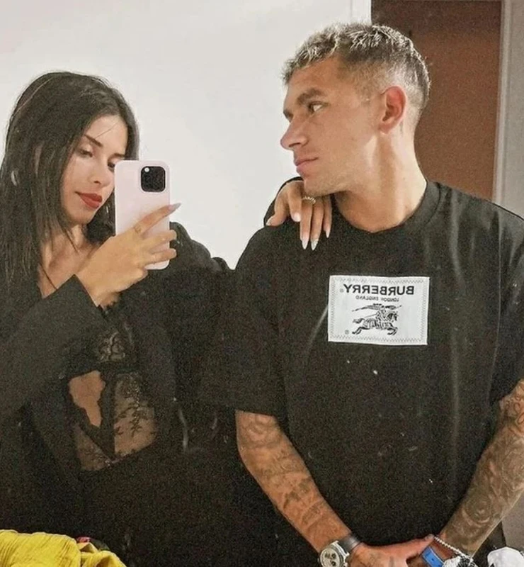 Lucas Torreira Ve Yanındaki Kadın 2