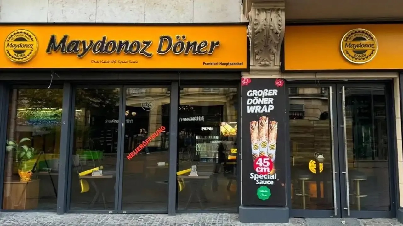 Maydonoz Döner'e Bir Operasyon Daha 23 Gözaltı!