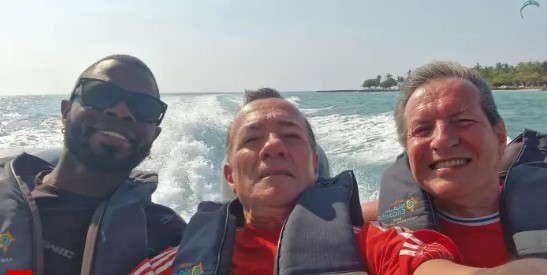 Cinayet zanlısı kurbanlarla birlikte