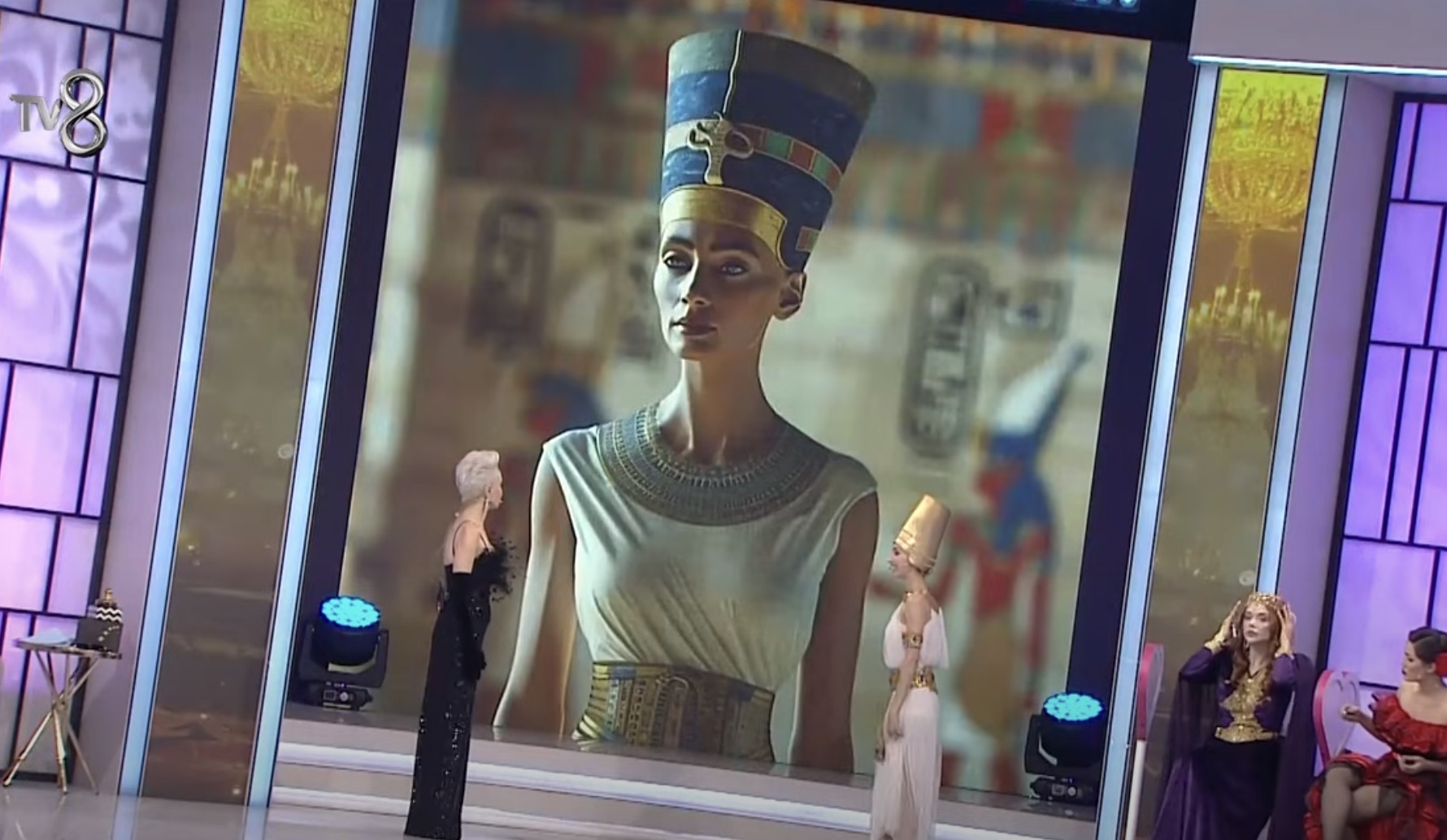 Nefertiti Kimdir