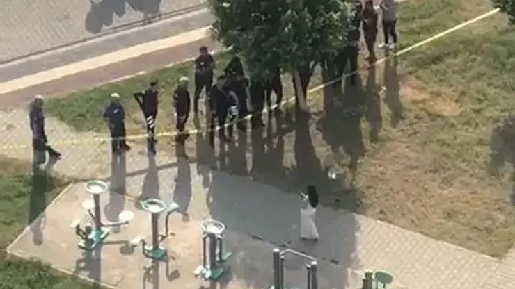 Öğretmen İnci, Eski Sevgilisininçalıştığı Okulun Yakınında Kendini Vurdu; Olay Kamerada