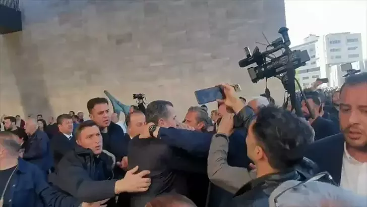 "Saldırgan gözaltına alındı"