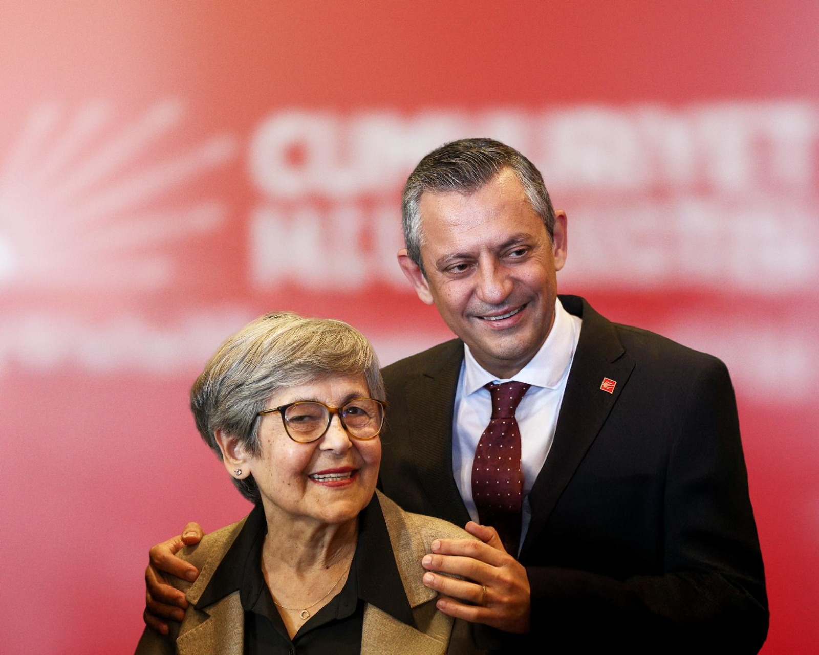 Özel'den Özel anma: Havva Anne ve tüm fedakar anneler unutulmadı