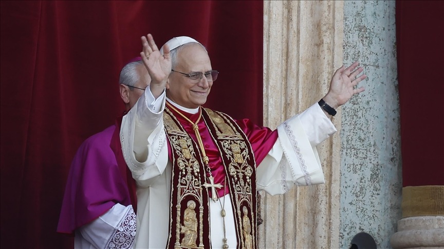 Papa 14 Leodan Dunyaya Ilk Baris Cagrisi