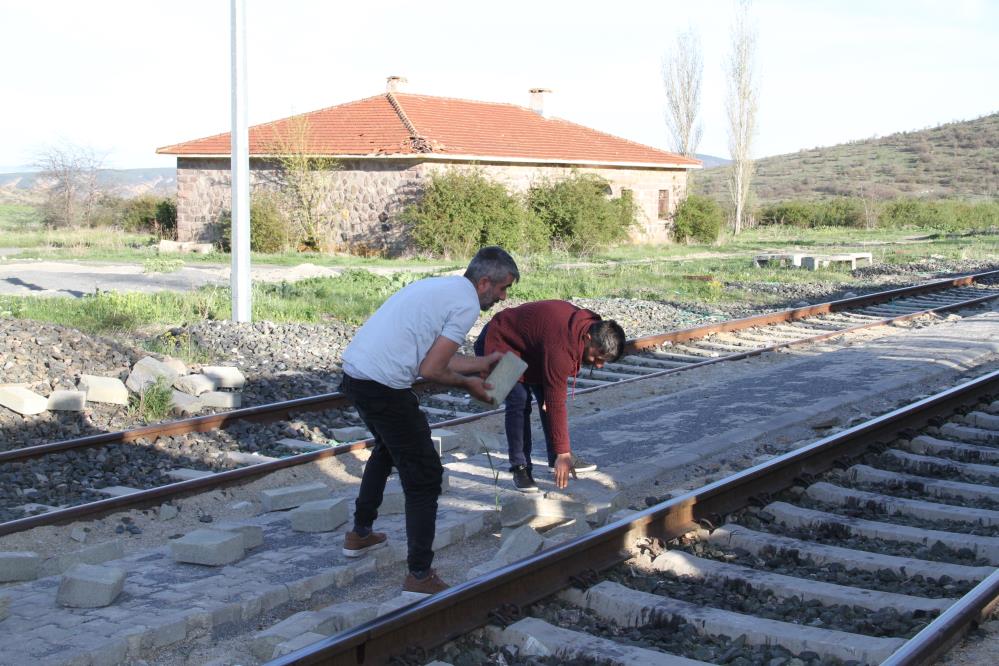 Parasını Alamayan Işçiler 2