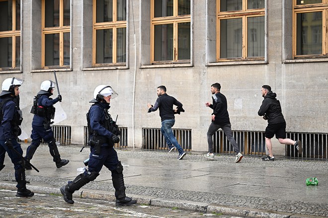 Real Betis Chelsea Konferans Ligi Kavga