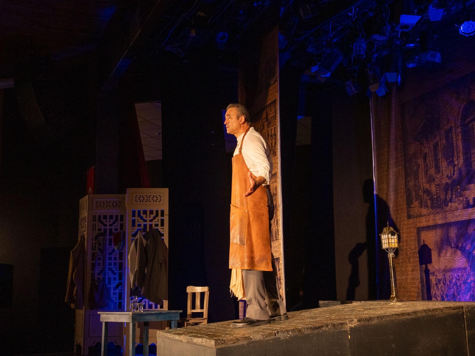 Rüstemoğlu Cemal'in Tuhaf Hikayesi