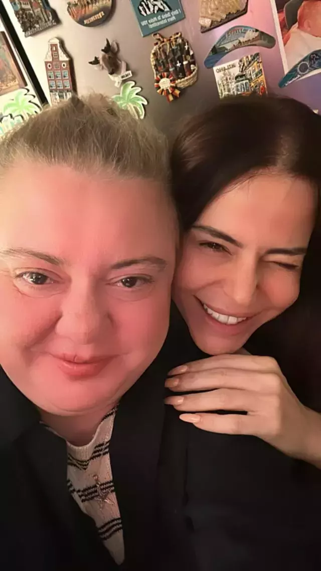 Sanat camiasından destek