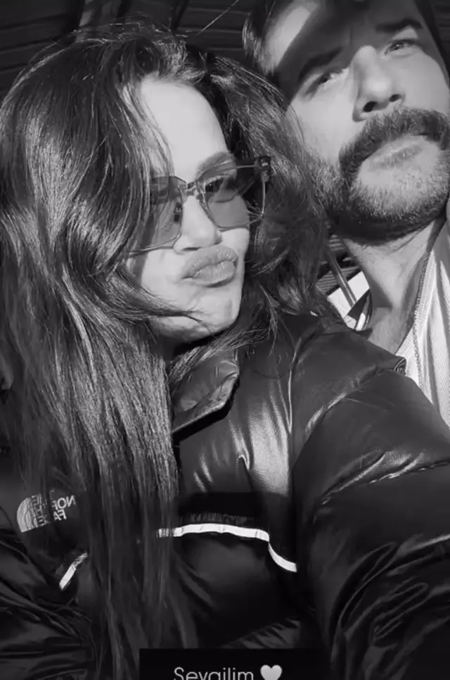 Oyuncu çift ilgi görüyor