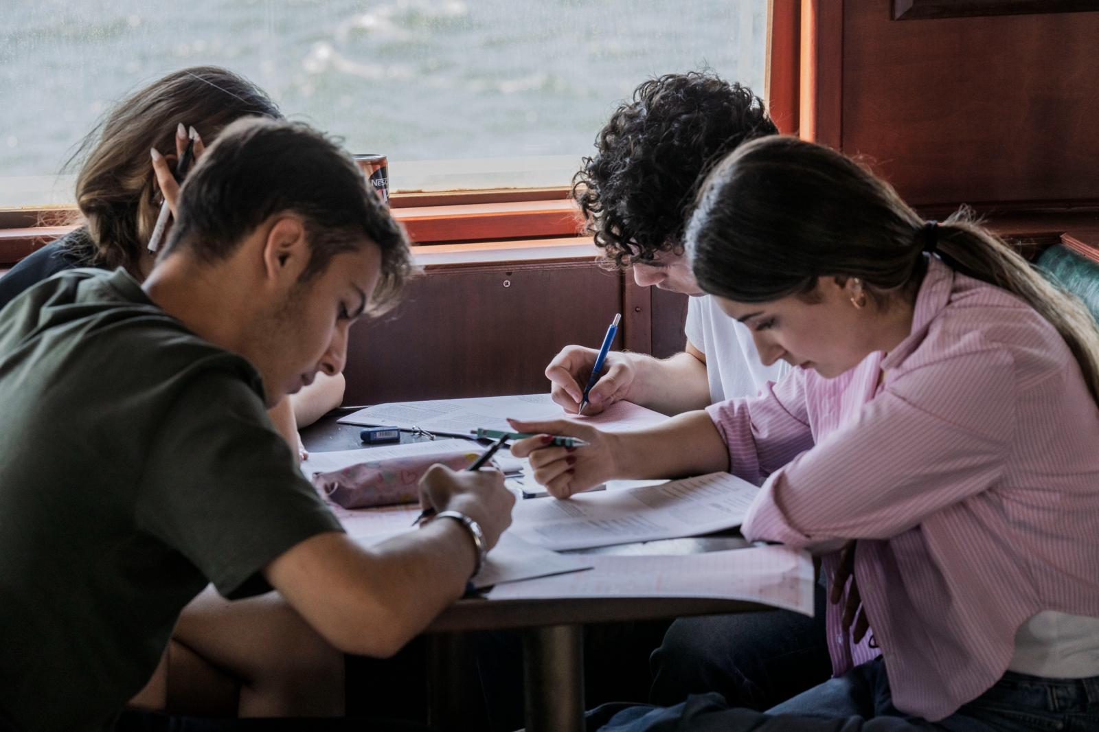 Tarihi Bergama Vapuru