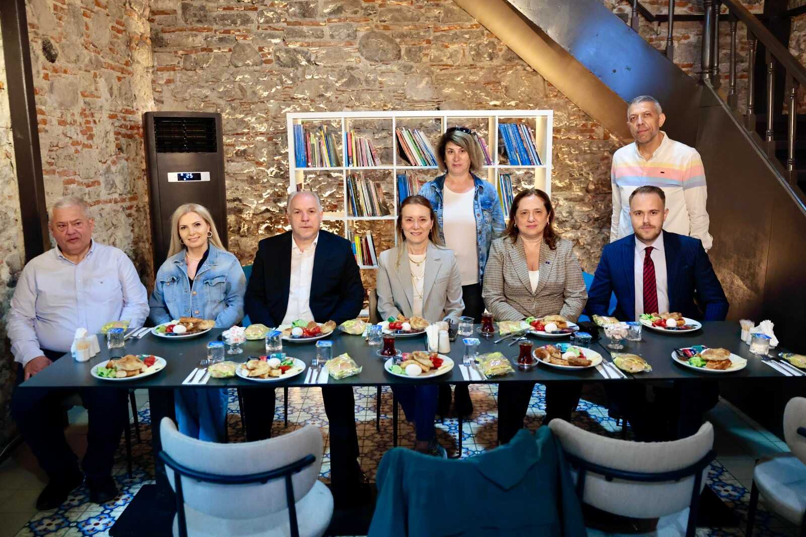 Tarihi Kemeraltı Çarşısı