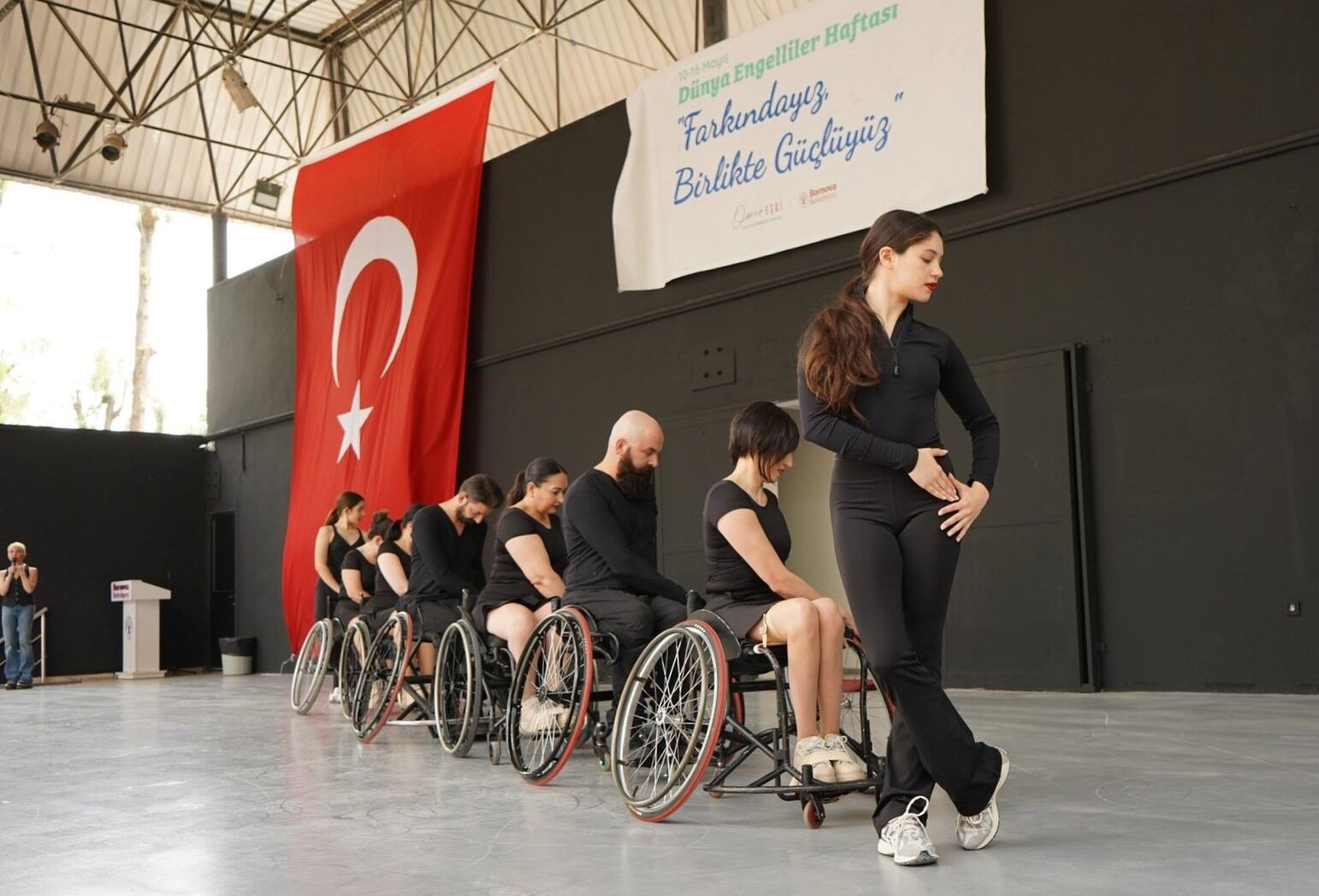 Tekerlekli Sandalye Dans Projesi