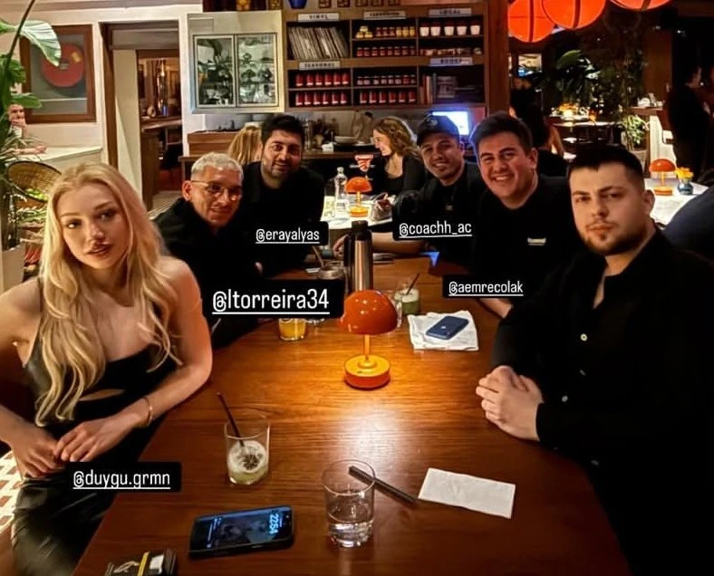 Torreira Yeni Sevgilisi
