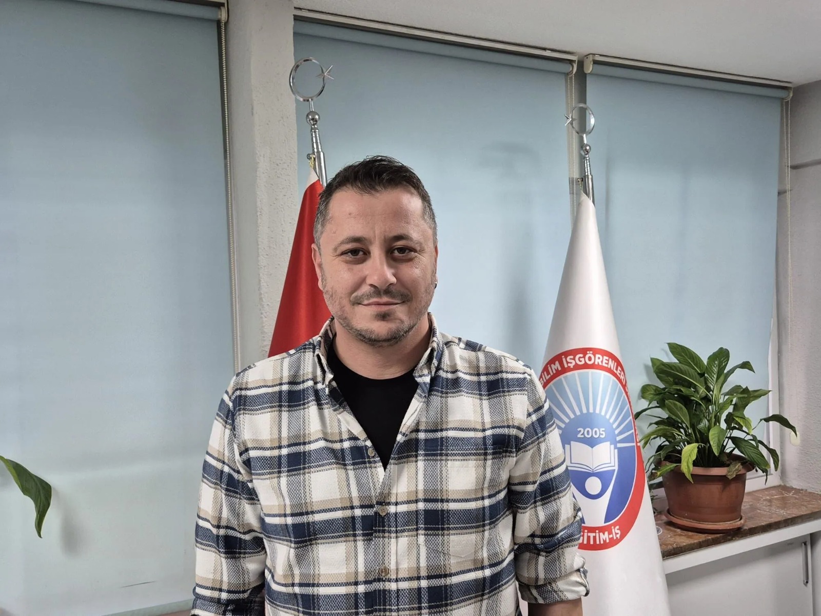 eğitim iş 1 nolu şube başkanı özgür şen