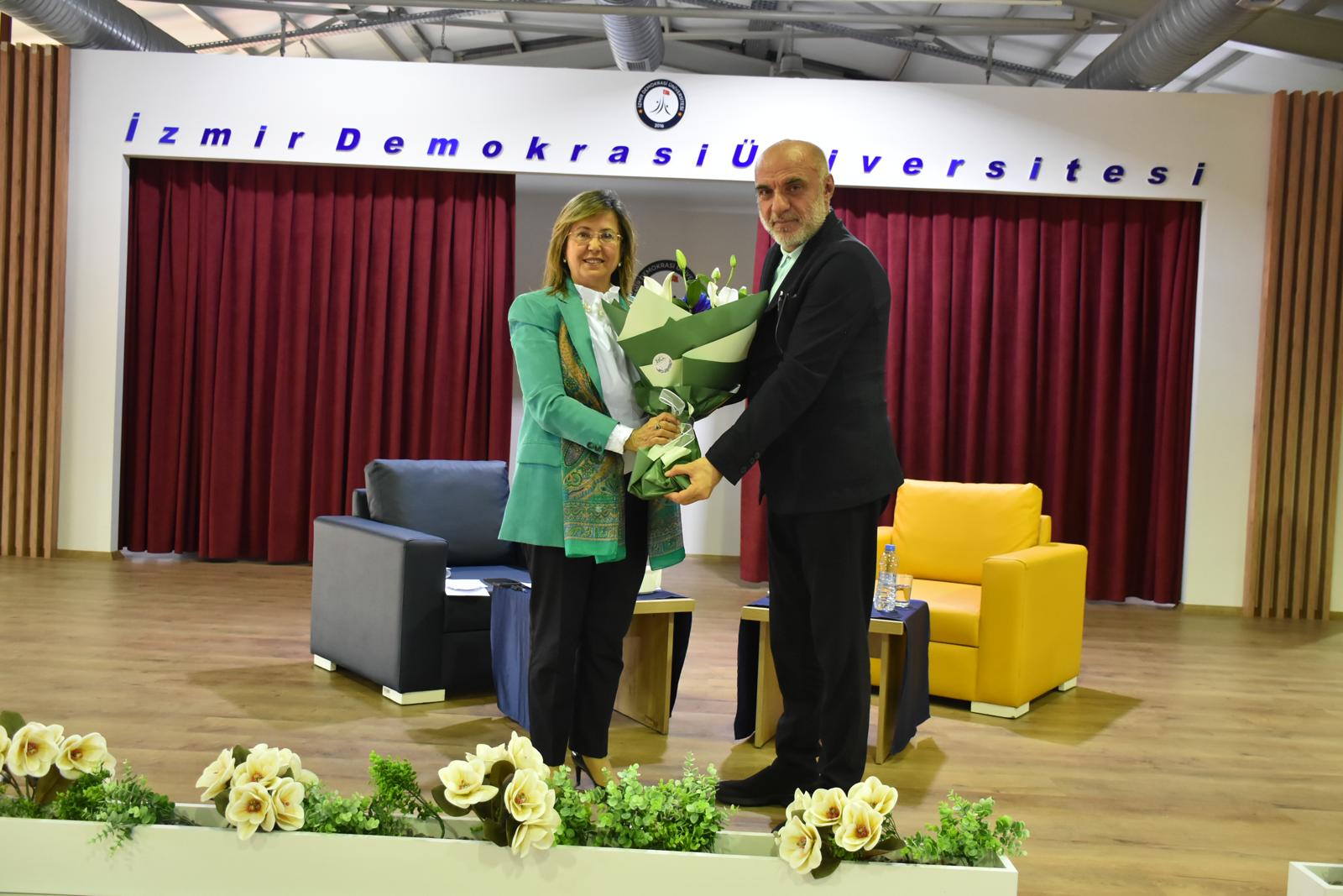 Neşet Koçkar’a Fahri Doktora Unvanı