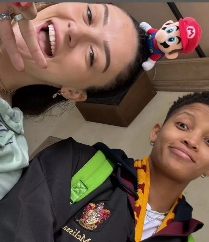 Tatilde yalnız değil