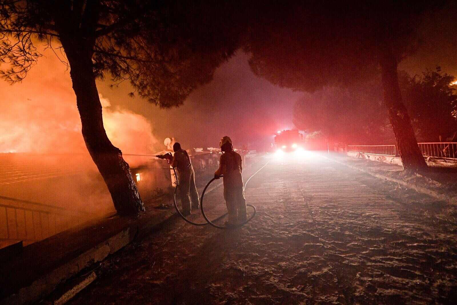Alevlerle mücadele gece boyunca sürdü