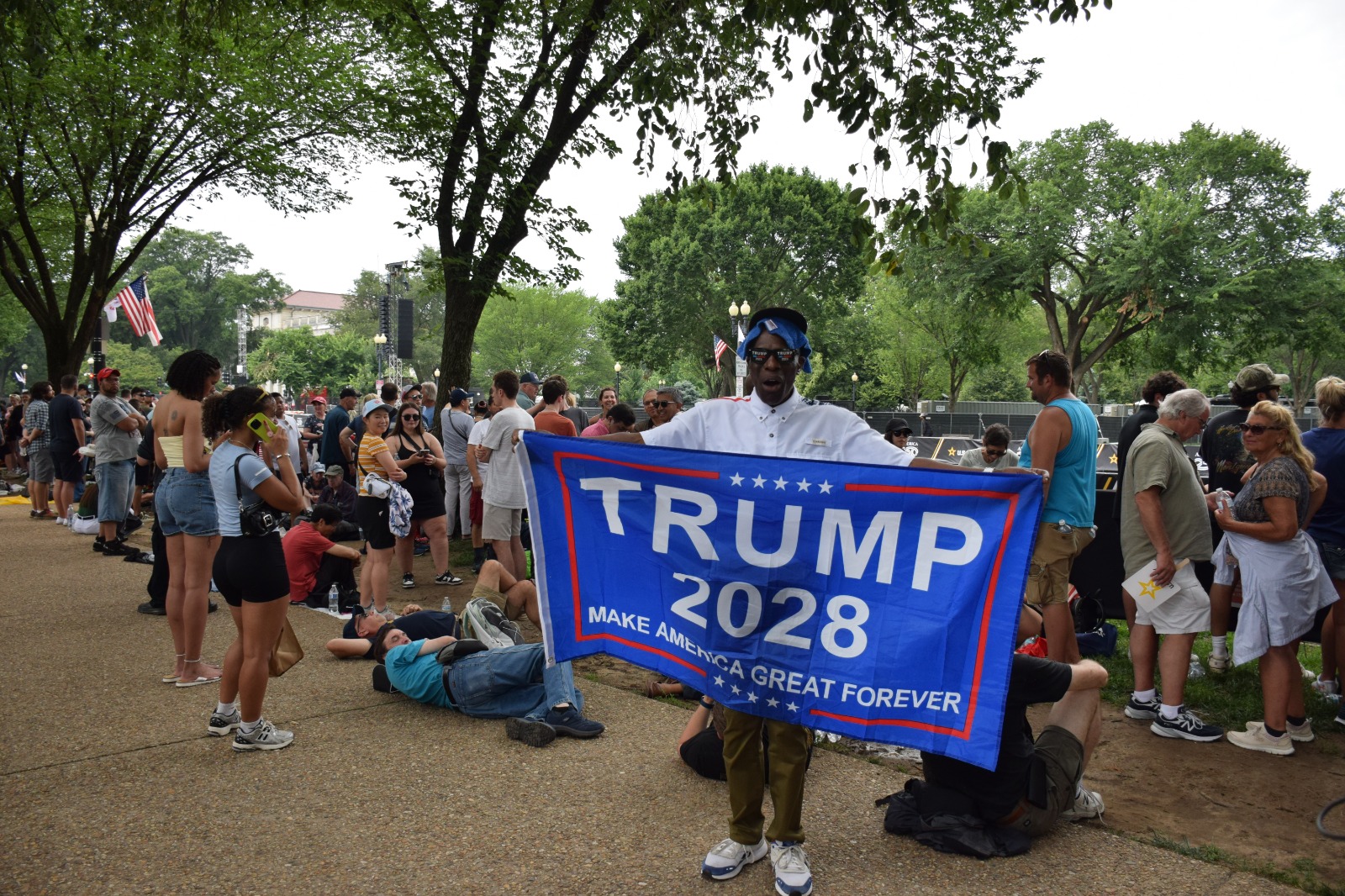 Trump'tan hem teşekkür hem tehdit mesajı